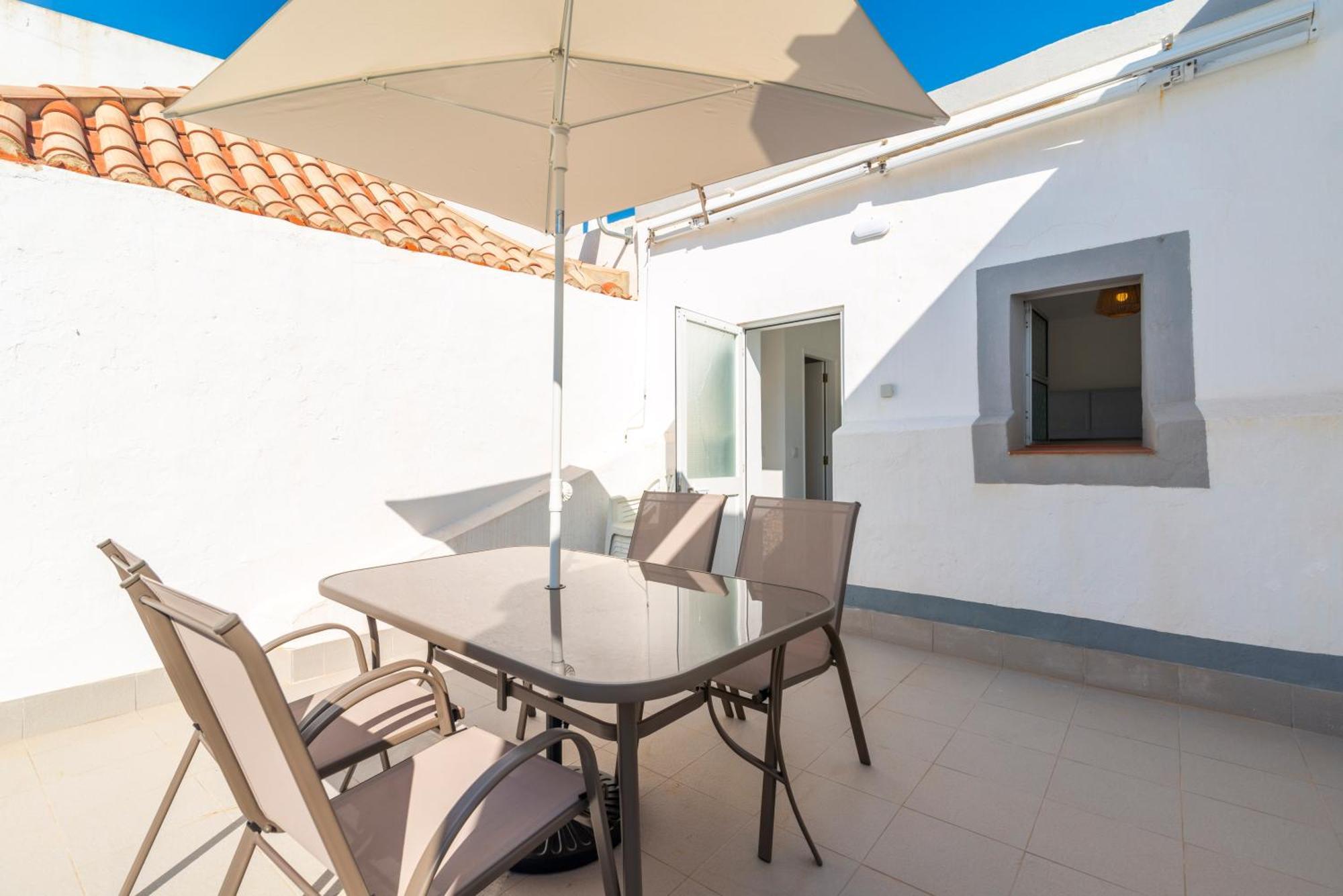 Casa Garde - 5 Mins City Center - Private Balcony - Wi-Fi Tavira Bagian luar foto